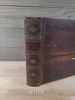 1839 HOLY BIBLE antique ROBINSON AND FRANKLIN antique PRE CIVIL WAR family OLD