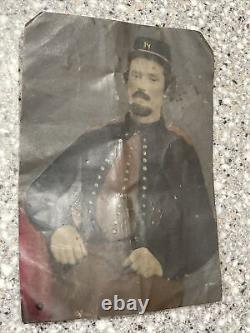 1860's Tintype Union Army Civil War Soldier Photograph 84th NY Infantry 14th Reg