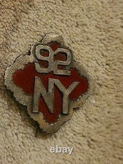 Civil War 92nd NY 18th Corps badge 1st Division Red